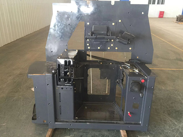 山推地板架总成操纵总成